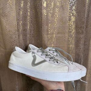 Vans Womens Used Sport Low Suede High Shine Gray Silver Sneaker Shoes Size 10